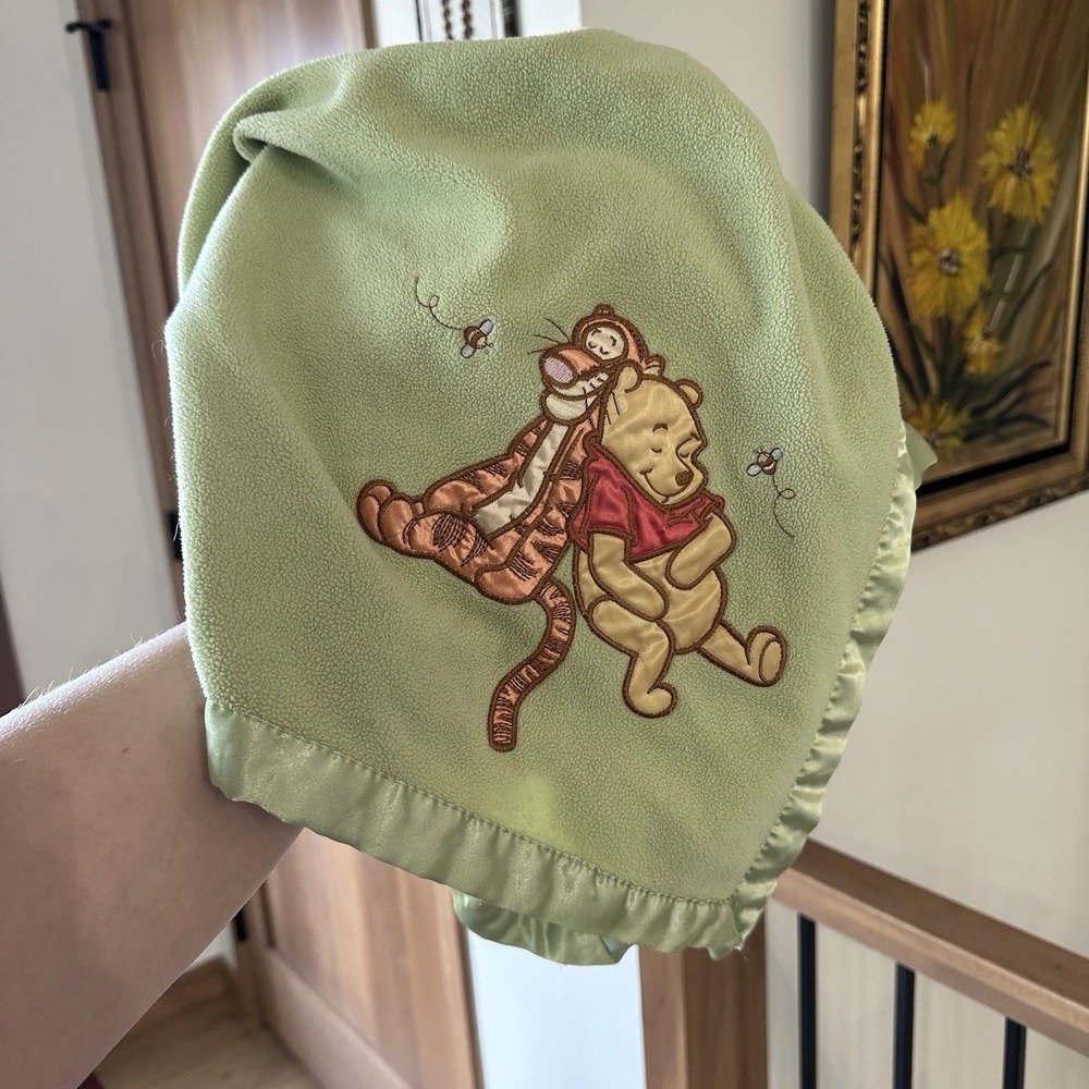 Vintage Disney Baby Winnie the Pooh Tigger Blanket Green Satin Trim 30x40 Y2K